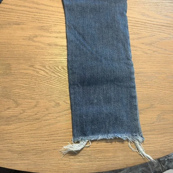 Joe's Jeans The Smith Mid-Rise Crop Shark Bite Hem Sz 27 Farmcore Relaxed - Picture 8 of 10